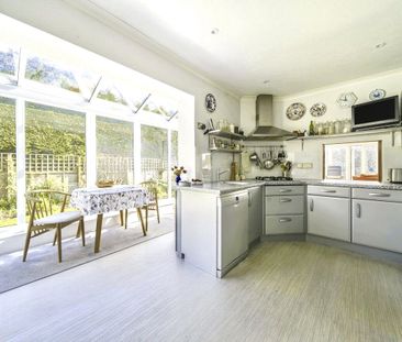 Granary-lane, Budleigh Salterton - Photo 2