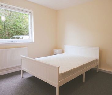 1 Bed Flat - Photo 3