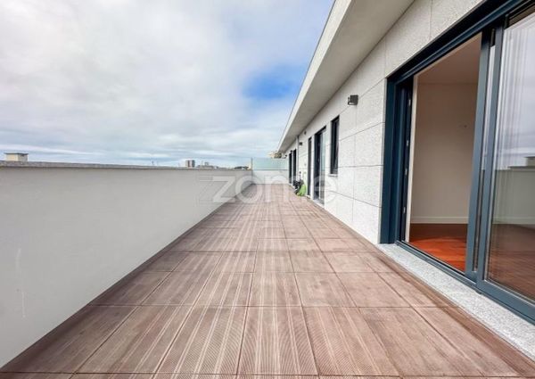 Apartamento T4 em Porto