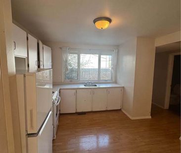 Upland Street 2131 - D60 - 1 - Photo 3