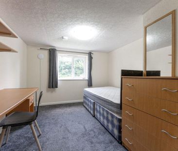 7 bedroom terraced house to rent - Photo 4