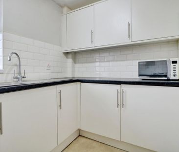 1 bedroom flat to rent - Photo 6