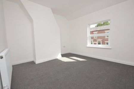 2 bedroom terraced house to rent - Photo 3