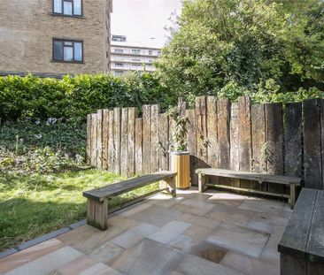 Studio to rent - Photo 6