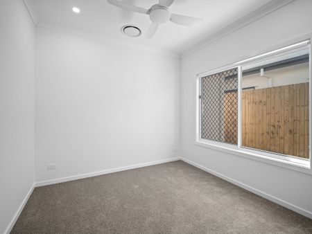 10 Furphy Street, Walloon QLD 4306 - House For Rent | Domain - Photo 5