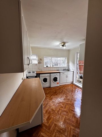 1 Bed Flat, Penge, SE20 - Photo 5