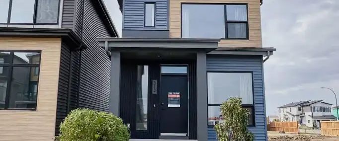 Brand New Modern 3 Bedroom 2.5 Bath House | 435 30 Street Southwest, Edmonton - Photo 1