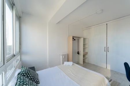 Calle de Orense, Madrid, Community of Madrid 28020 - Foto 3
