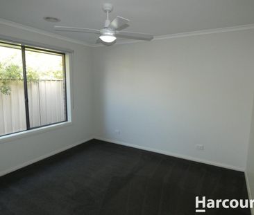 Executive Home in Waterlink Estate - Photo 6