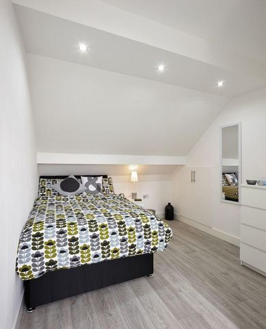 4 bedroom terraced house to rent - Photo 5