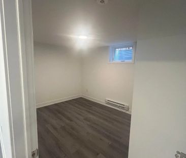 Detached Home For Lease | E9233423 - Photo 4