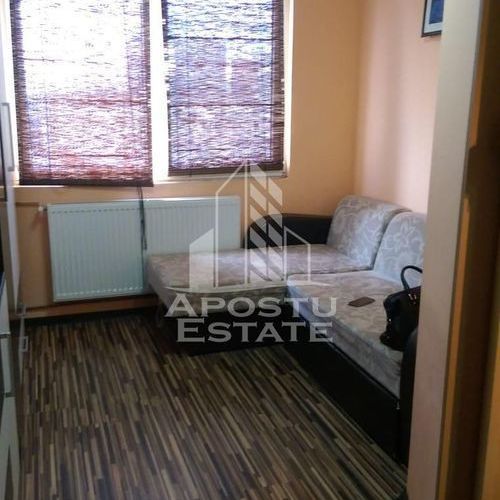 Garsoniera , mare , Gheorghe Lazar - Fotografie 1