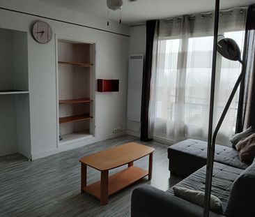 Location Appartement 3 pièces 57m² ST ANDRE LES VERGERS 10120 - Photo 2