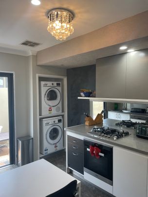 East Victoria Park - Photo 1