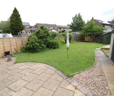 2 bed semi-detached bungalow to rent in Birks Avenue, Sheffield, S36 - Photo 2