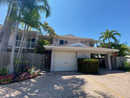 11/50 Kern Brothers, Kirwan QLD 4817 - Townhouse For Rent | Domain - Photo 2