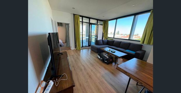 Light-Filled City Apartment with Balcony & Resort Facilities - Photo 1