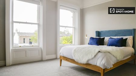 Classy room for rent in Rathgar, Dublin - Photo 3