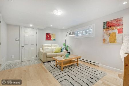 House for rent in Rosemont-La Petite-Patrie | Shop Angus - Photo 2