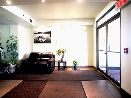 930 Boul. Marcel Laurin - Photo 4