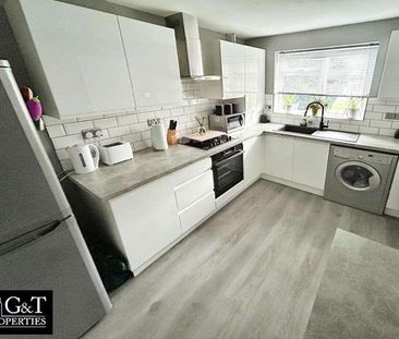 Woburn Drive, Brierley Hill, DY5 - Photo 1