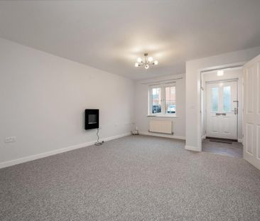 3 bedroom end of terrace house to rent - Photo 1