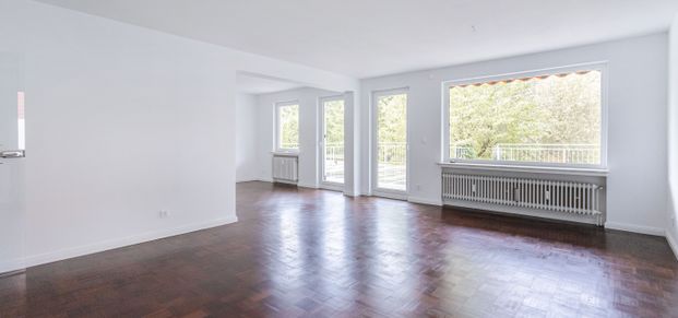 Idyllisch Wohnen zwischen den Seen: Gut geschnittene 4-Zimmer-Wohnung mit Terrasse - Photo 1