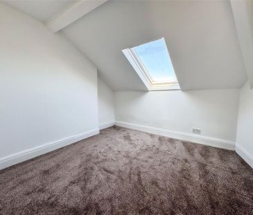 3 bedroom end of terrace house to rent - Photo 4