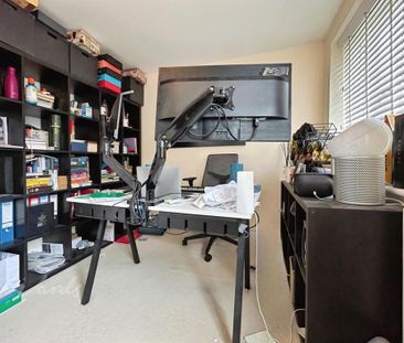 4 bedroom terraced house to rent - Photo 5