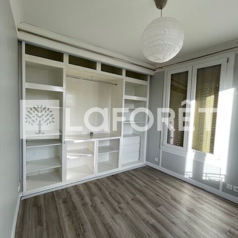 Apartment - Photo 1