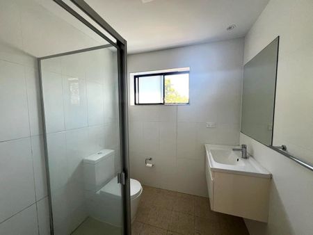 STUDIO APARTMENT IN THE HEART OF BANKSTOWN - Photo 5