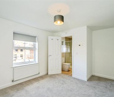 property to rent Albacore Walk, Bosham, Chichester, West Sussex, PO18 - Photo 2