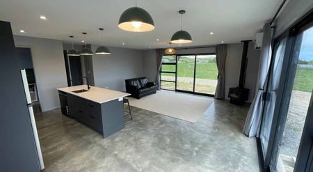 Your own personal country retreat. - Photo 3