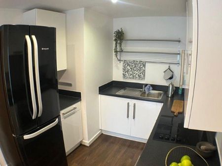 1 bedroom flat to rent - Photo 4