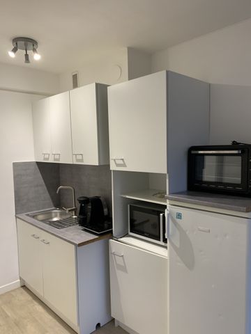 Studio - Aix-En-Provence (13100) - 22.16 m² - - Photo 3