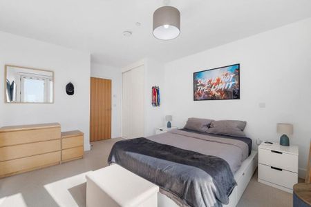 1 Bed Flat, Somerset Place, SW2 - Photo 3
