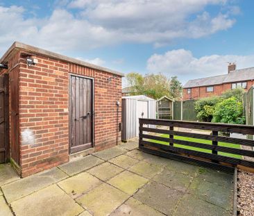 2 bedroom terraced house to rent - Photo 5