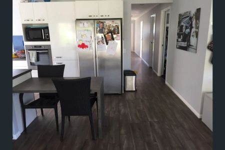 6 Mornington Court, - Photo 2