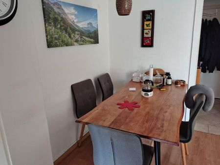 Schöne 2 Zimmer Wohnung im 2. Obergeschoss mit Aufzug – zentral i - Foto 4