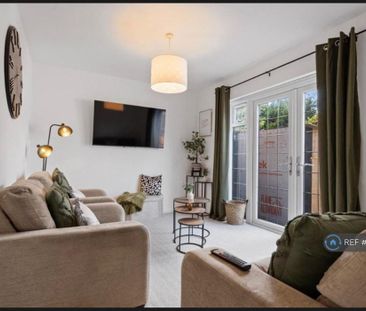 4 bedroom semi-detached house to rent - Photo 2