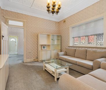 51 Brighton Avenue, Croydon Park NSW 2133 - House For Rent | Domain - Photo 5