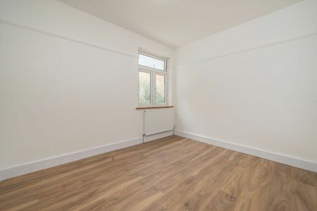 Southdown Avenue, Hanwell, W7 - Photo 3