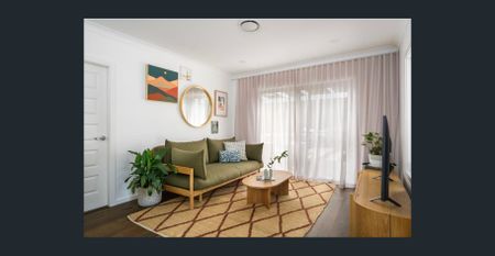 Luxury Fully Furnished 4-Bedroom Home in Prestigious New Lambton(Close to John Hunter Hospital) - Photo 2