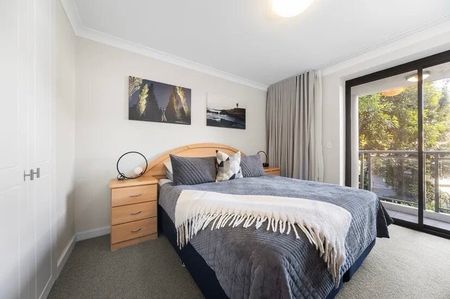 North Sydney - Photo 3