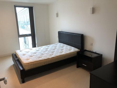 1 bedroom apartment to rent - Photo 2