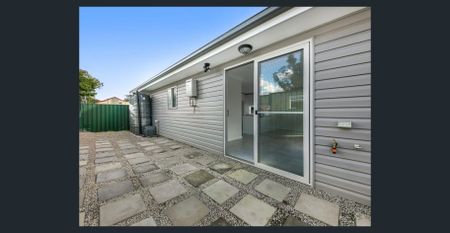 IMMACULATE GRANNY FLAT! - Photo 3