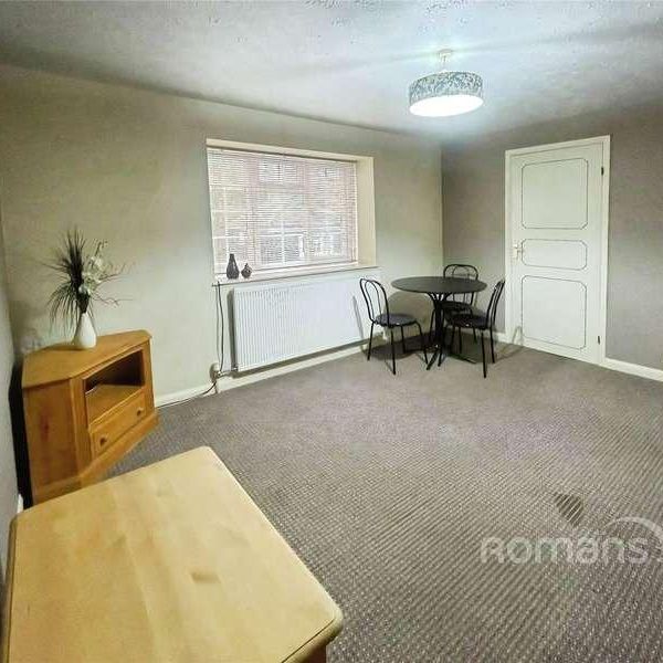 Longacre Rise, Chineham, Basingstoke, RG24 - Photo 1
