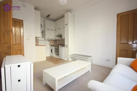 1 bedroom apartment to rent - Photo 3