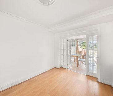3 bedroom semi-detached house to rent - Photo 4