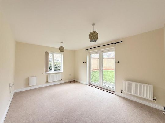 4 bedroom house to rent - Photo 1